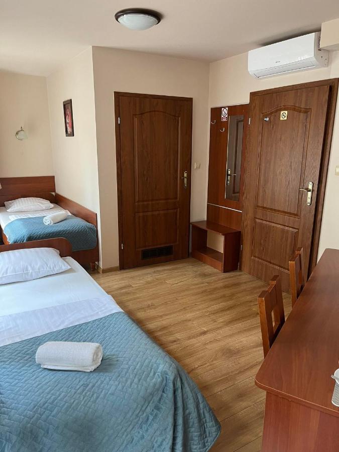 Kamienica Przy Bramie Opatow (Opatow) Exterior foto