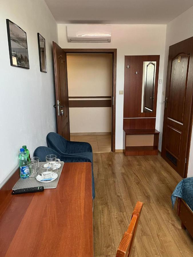 Kamienica Przy Bramie Opatow (Opatow) Exterior foto