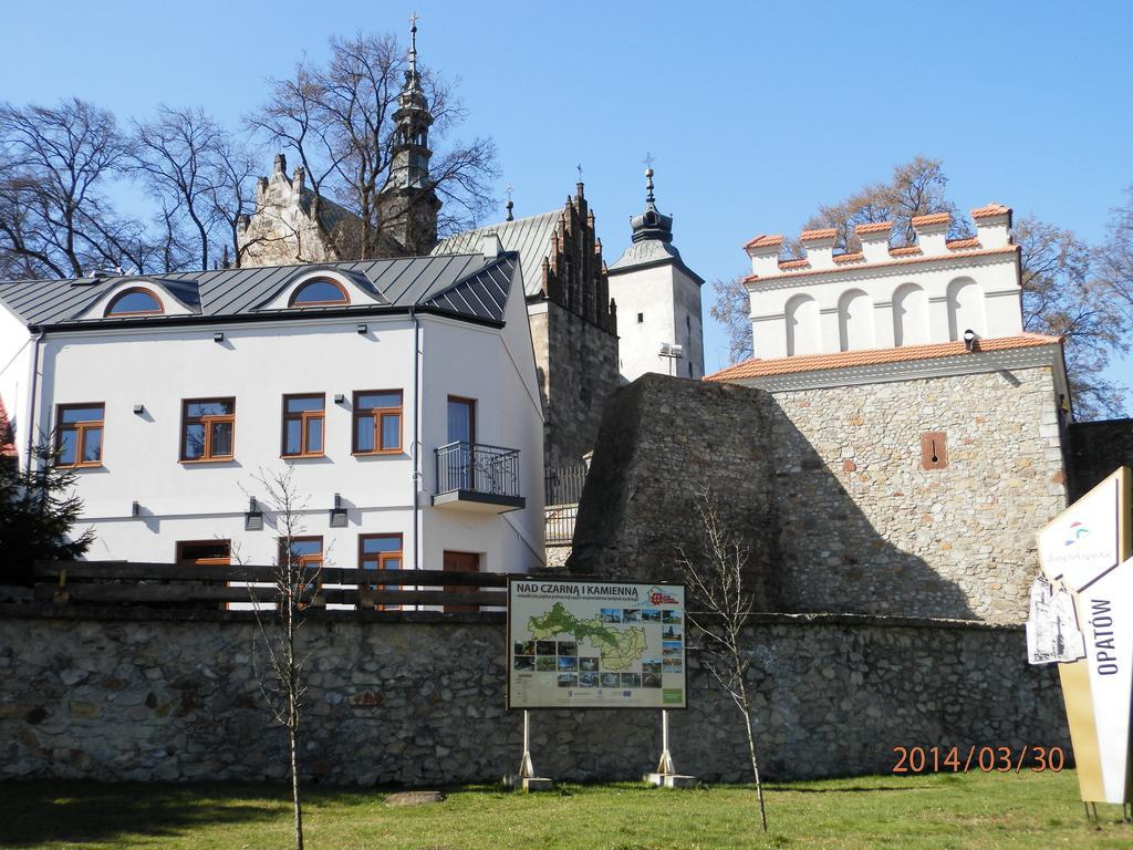 Kamienica Przy Bramie Opatow (Opatow) Exterior foto