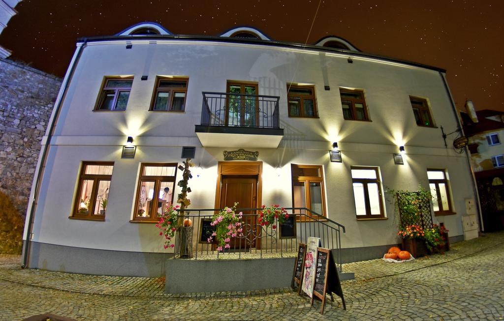 Kamienica Przy Bramie Opatow (Opatow) Exterior foto