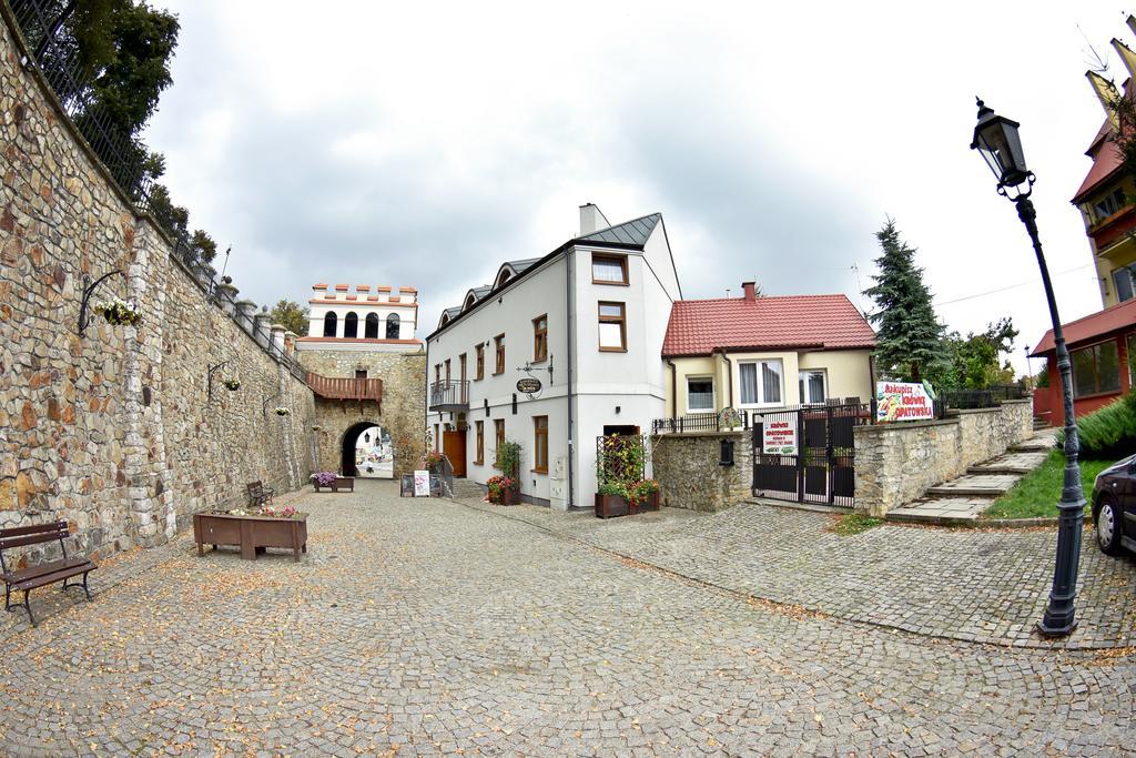 Kamienica Przy Bramie Opatow (Opatow) Exterior foto
